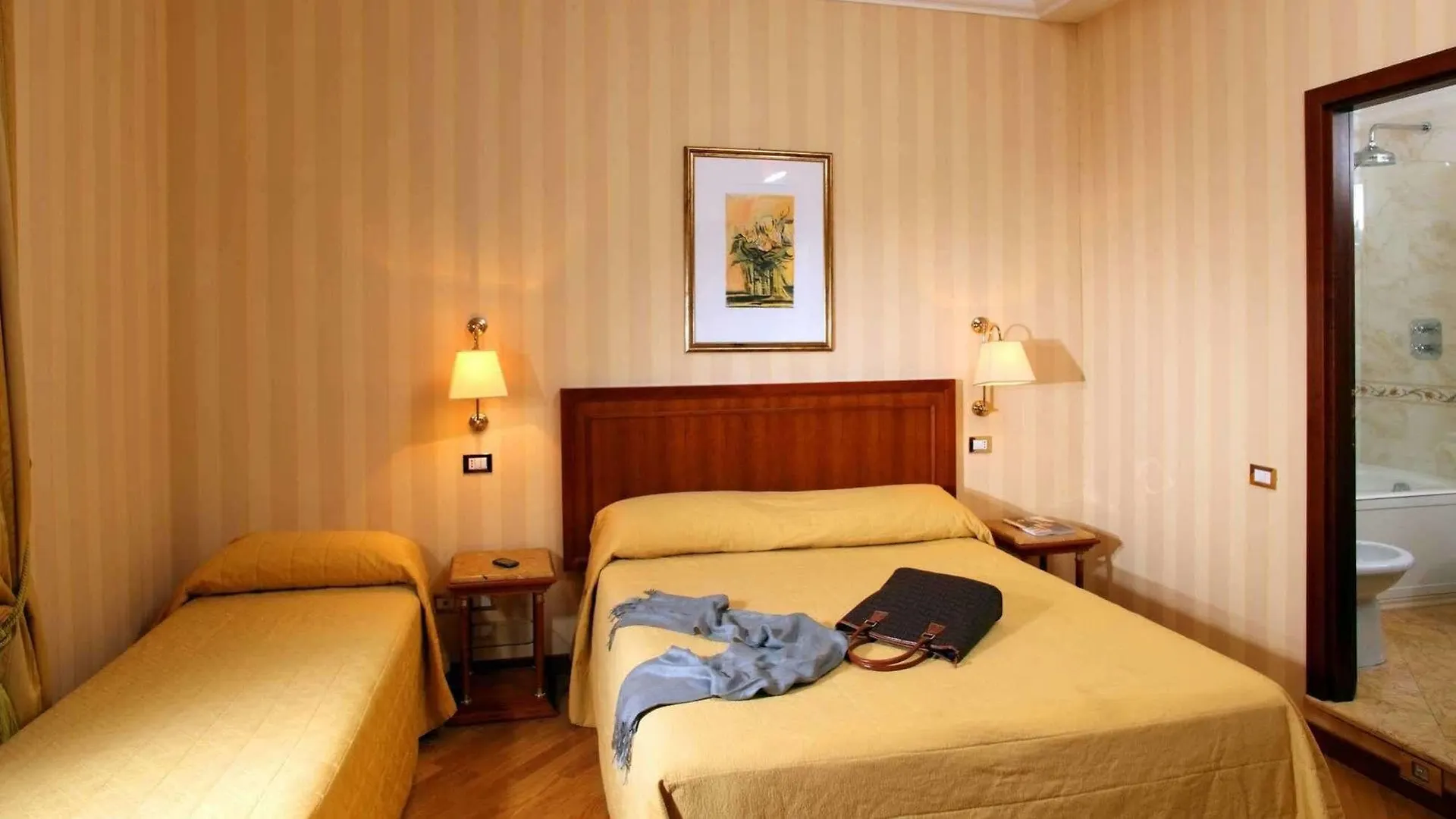 روما Piave & Flavia Apartments 3*,  إيطاليا